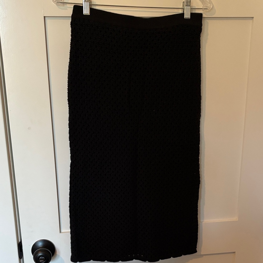 Free Assembly top and skirt set size S